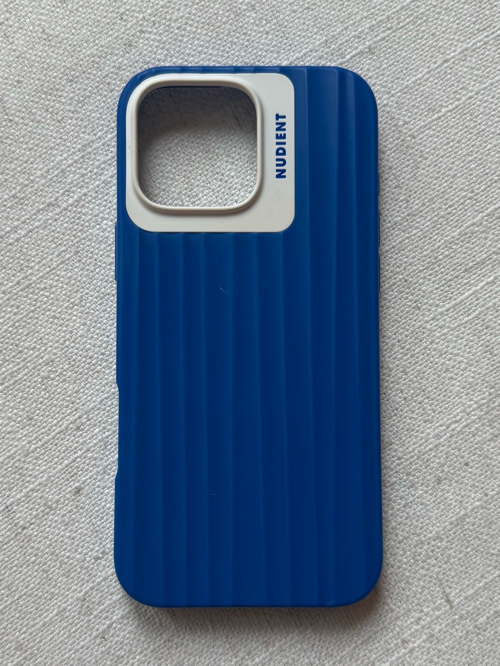 Nudient Bold Case. MagSafe. iPhone 16 Pro Max